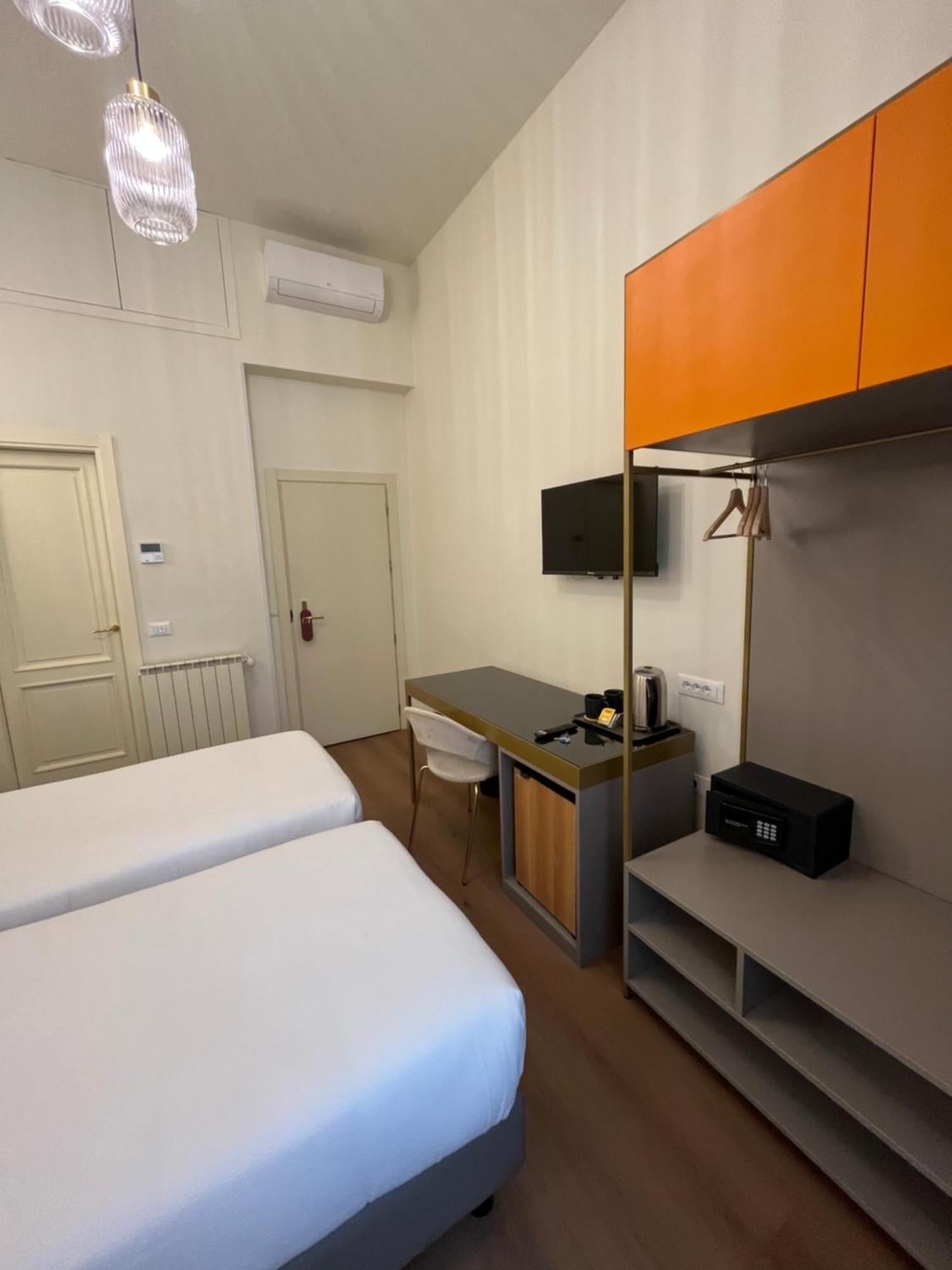 Hotel Duca D'Aosta Firenze Bagian luar foto